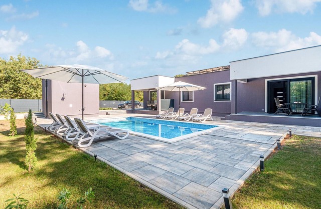 Amazing apartment in Nedescina