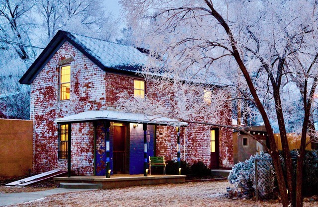 Amazing historic 1800s Carriage House!