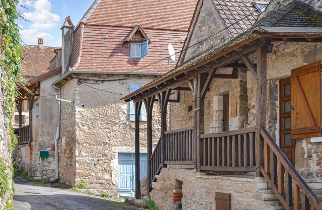Amazing home in Marcilhac sur Célé