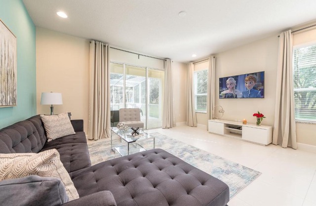 Amazing house with a nice private pool near Disney