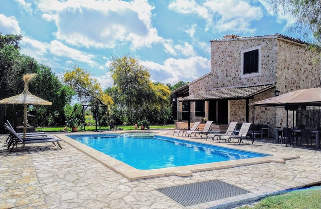 Amazing mallorquin villa in gastronomic town.