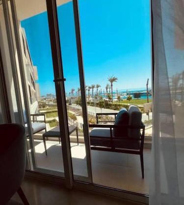 Amazing one bedroom address beach hotel full sea view