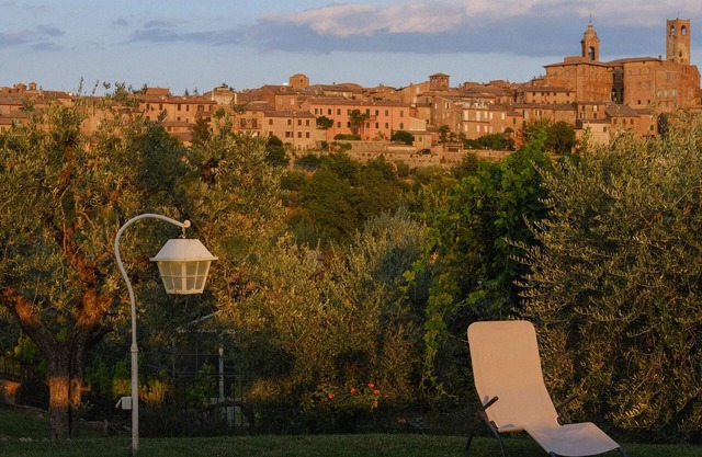 Amazing panoramic house, 5 minutes walking distance to Città della Pieve!
