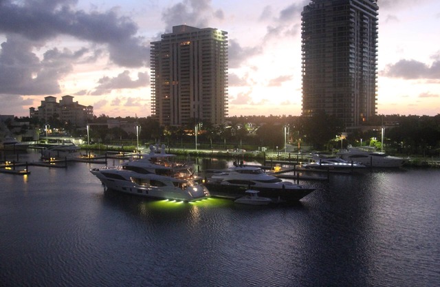 Amazing View-2 Bedrooms-Yach Club