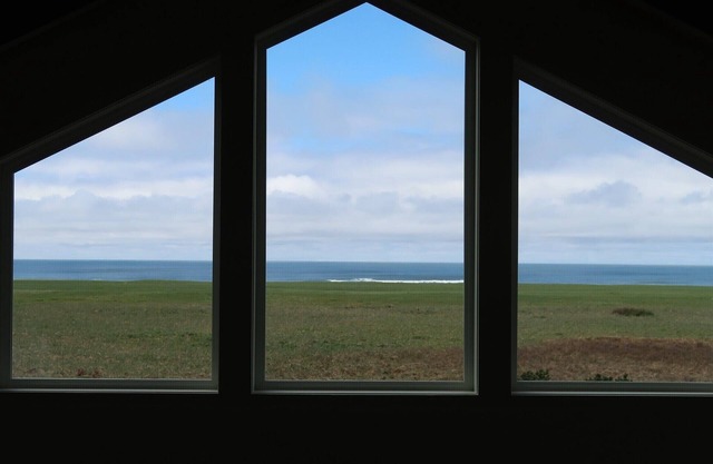 AMAZING VIEW + UNEQUALED COMFORT = THE PERFECT RETREAT