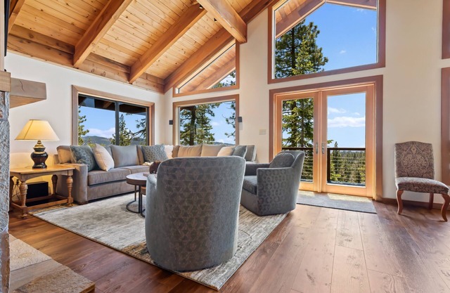 AMAZING VIEWS- MODERN HOME- SH #14 by Bear Valley Vacation Rentals