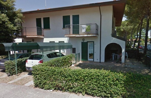 Amazing Villa with private garden in Bibione