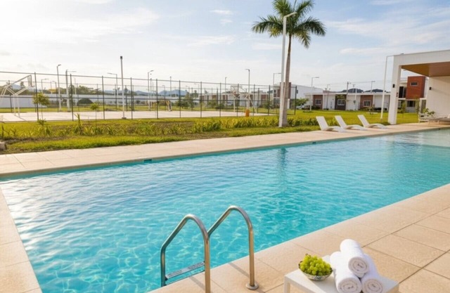 Amazing Volcano Views Pool and Resort Amenities Private Yard