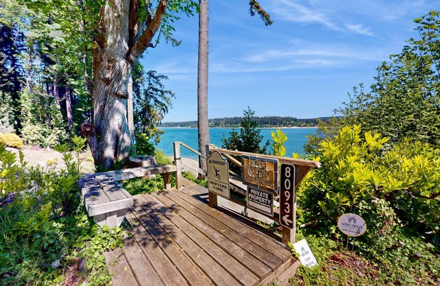 Amazing waterfront home with dock, lanai, W/D, & dog-friendly