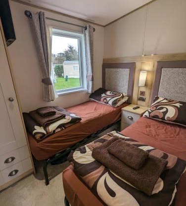 Ambleside SHOREFIELD Holiday Park in Quiet cul de sac ENTERTAINMENT AND LEISURE PASSES INCLUDED