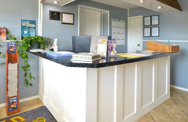 Americas Best Value Inn & Suites Branson - Near the Strip