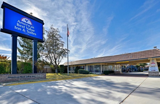 Americas Best Value Inn & Suites Lancaster