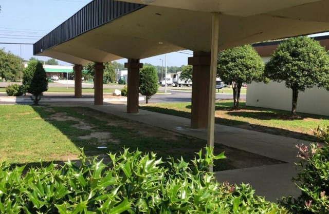 Americas Best Value Inn Wilson - UNIT 4 (ONE BED) GROUND FLOOR