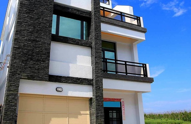 Amethyst Bay 2