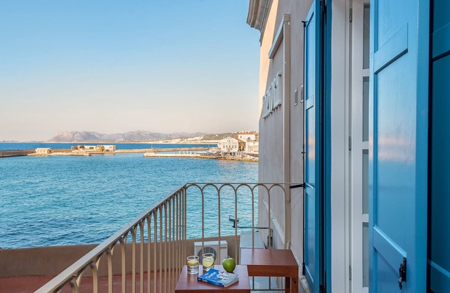 Amphora Hotel