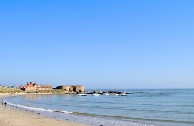 An open plan first floor apartment in the seaside resort of Beadnell.