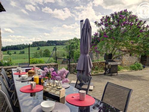 Ancienne ferme rénovée 3 chambres à Chalmazel-Jeansagnière - FR-1-496-253