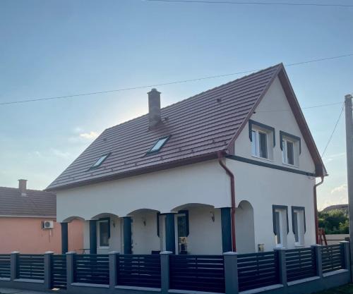 Anett Wellis Apartman Poroszló