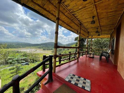 Angels Nest Home stay 2 Acra private plantation Mountain area balconey SunRice view Nearby Ngarhole wild life , Tholpetty wild life , Pakshipathalam Bird santuary , Kuruva island # Thirunelly & Thrissilery Temple Near by Secure Stay Wayanad Kerala