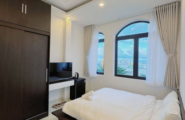 Ania Beachside Hotel Da Nang
