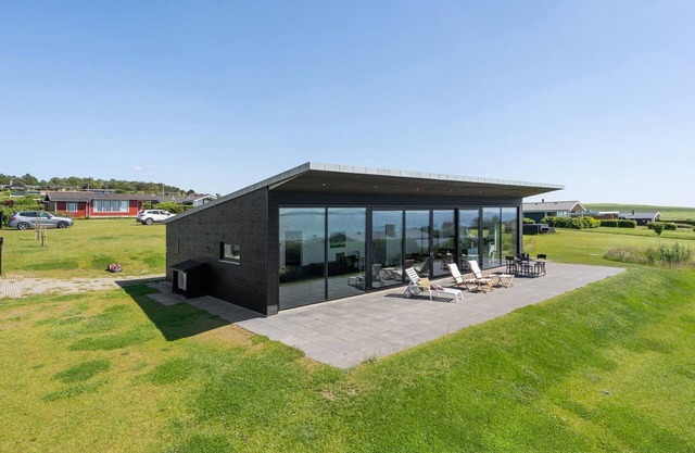 "Anniina" - 200m from the sea by Interhome