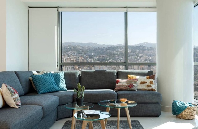 Antelias 3BD Apartment with 365° view