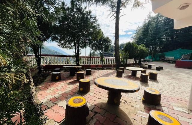 Anupam Resort By DLS Hotels