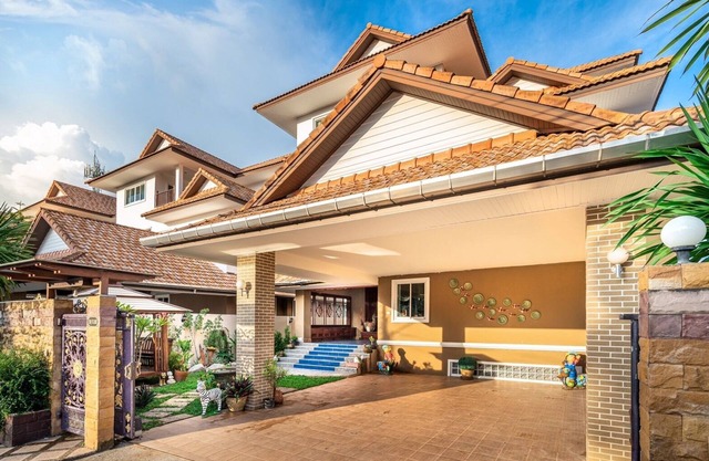 Anyaburi Private Pool Villa