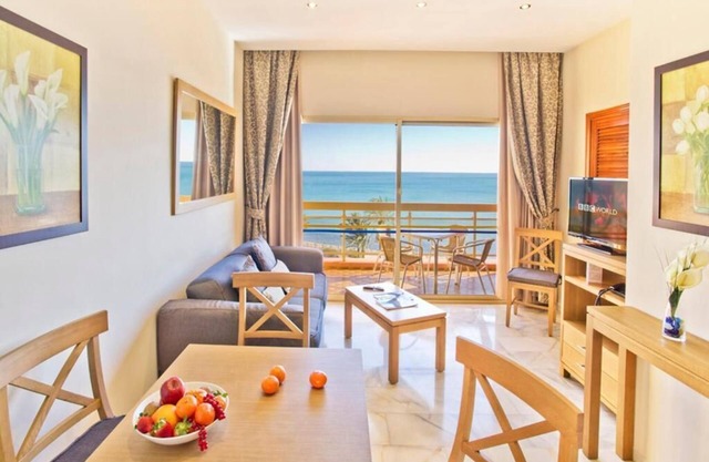 Apartahotel 4 Estrellas,en Sunset Beach Vistas al Mar.7 Planta.30 M2.cap 4 per