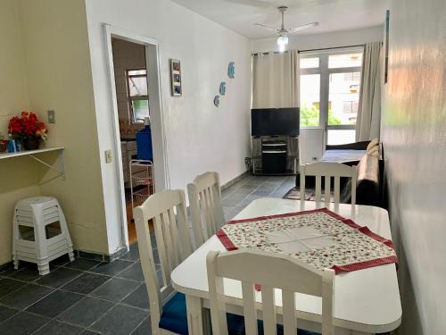 Apartamento Ótima Localização no Guarujá-Astúrias