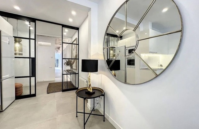 Apartamento 2 quartos, varanda ,ar condicionado