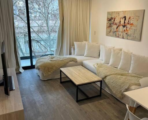 Apartamento Blanco con balcon BE