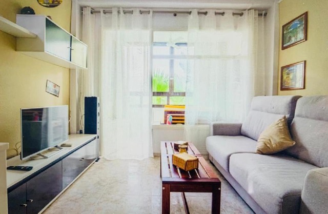 Apartamento con Piscina