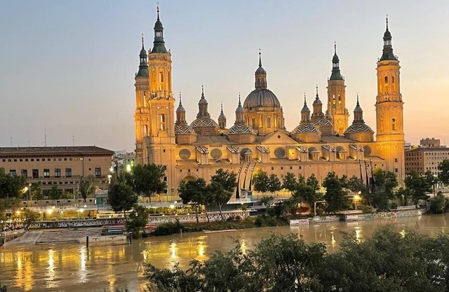Apartamento Con Vistas Al Pilar con Aparcamiento privado