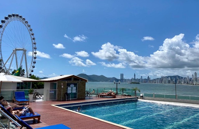 Apartamento em Prédio com Vista encantadora