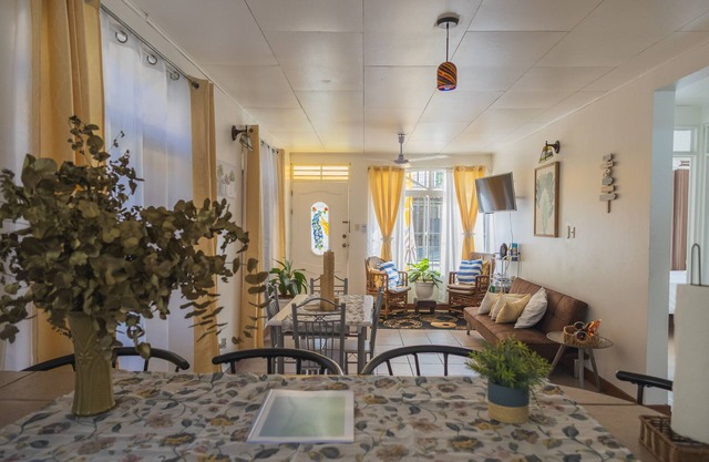Apartamento Entero en Manuel Antonio! 5 personas, Excelente ubicación