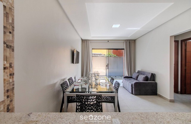 Apartamento Moderno a 280m da Praia AST0103