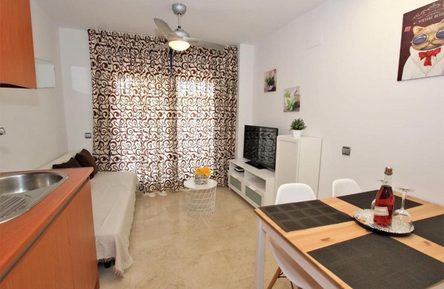 Apartamentos Ana Junto a la playa