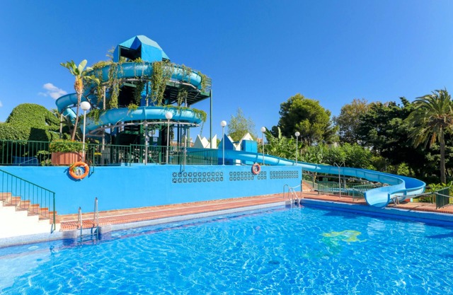 Apartamentos Benal Beach Group