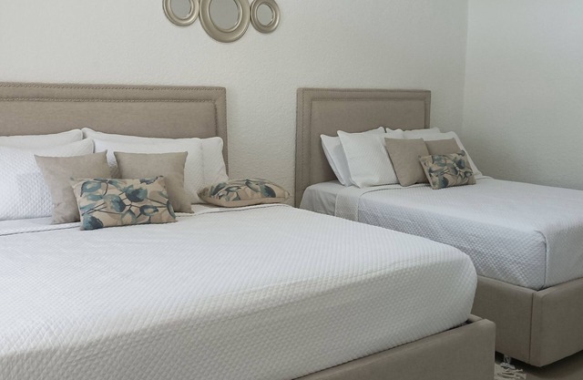 Apartamentos con Acceso a Playa en Trujillo Honduras, tu Mascota es Bienvenida