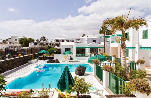 Apartamentos las Acacias