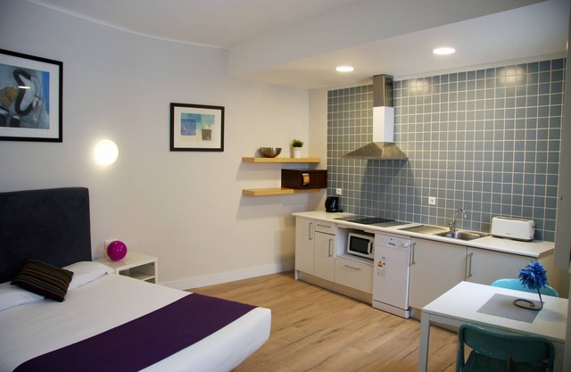 Apartamentos Mayerling Bisbe Urquinaona
