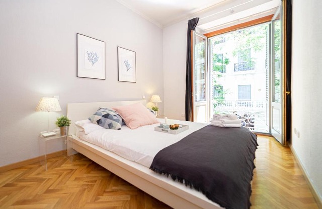 Apartamentos Plaza de España