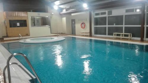 Apartamentos Sueño Nevado con Piscina a pie de Telesilla