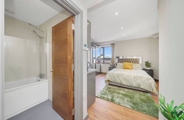 Aparthotel in East London
