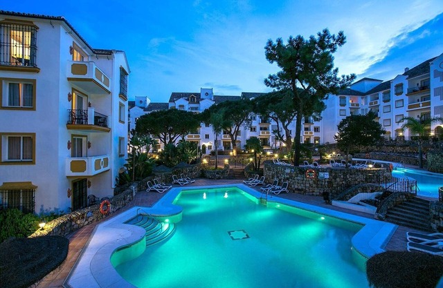 Aparthotel Ona Alanda club, luxury.40 meters from the beach.spectacular views.