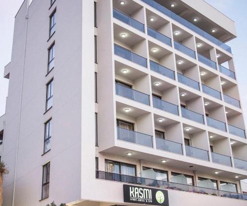 Aparthotel & Spa KASMI