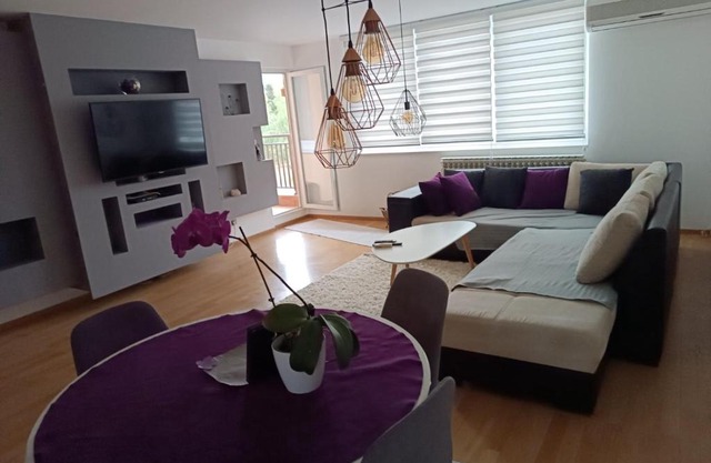 Apartman Grey