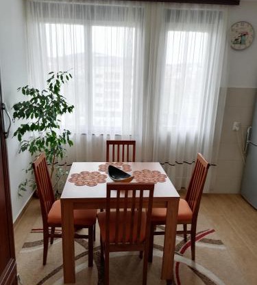 Apartman LENA