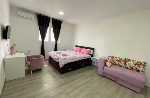 Apartmani Home
